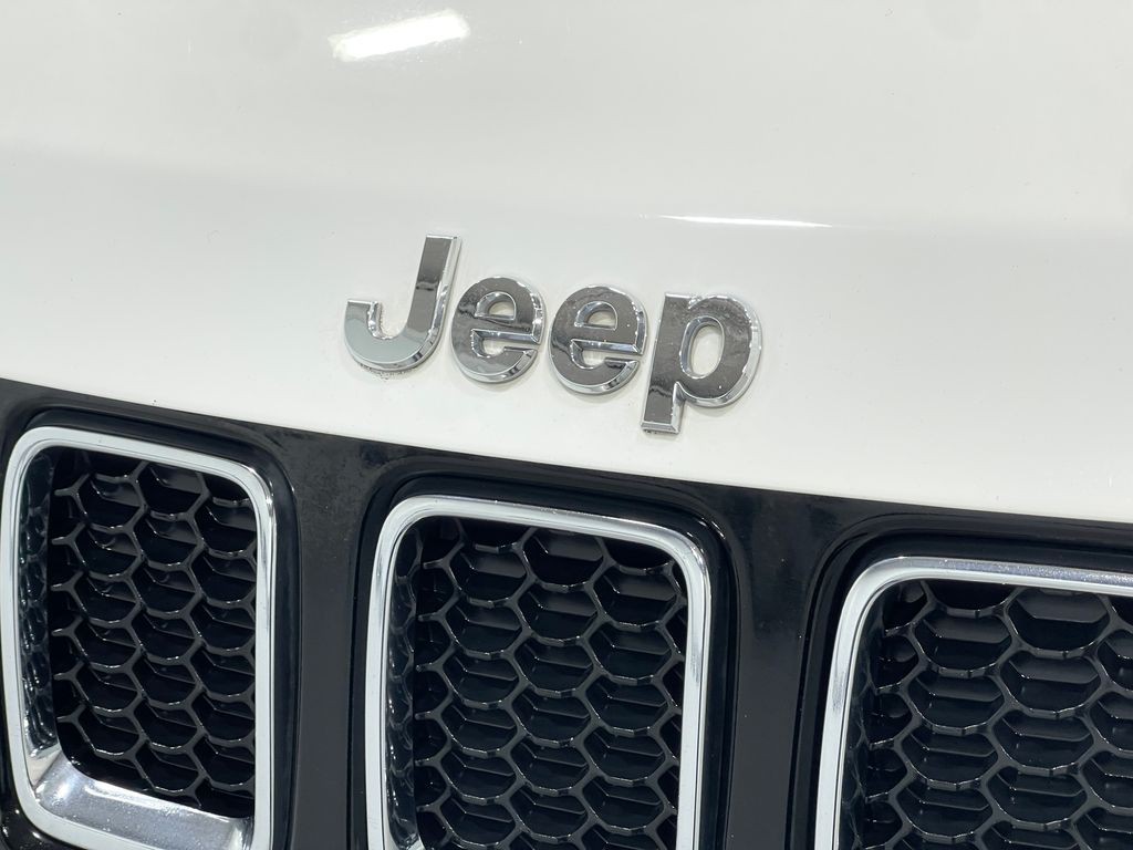 2018 Jeep Compass Image 37