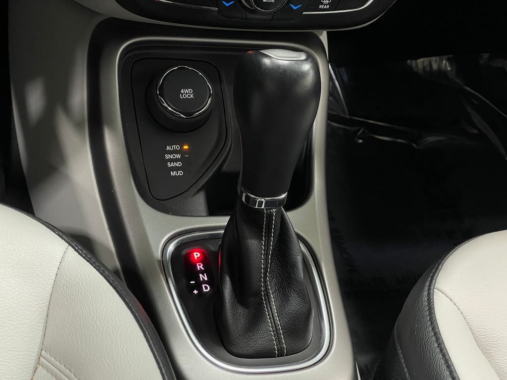 2018 Jeep Compass Image 28