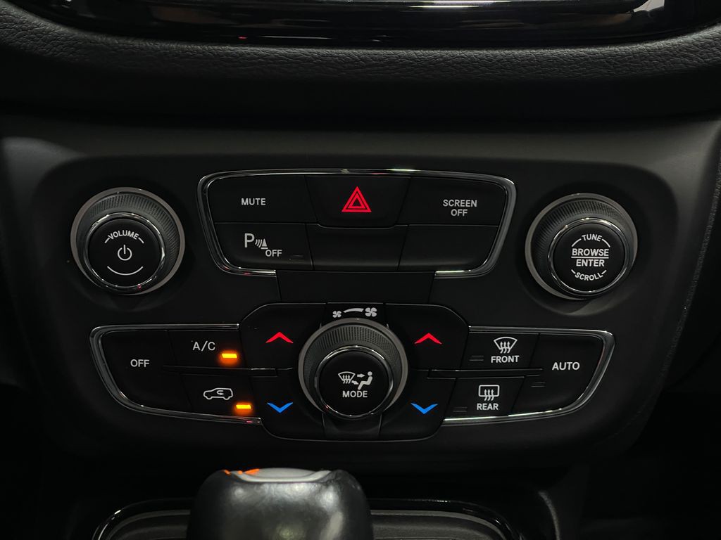 2019 Jeep Compass Image 25