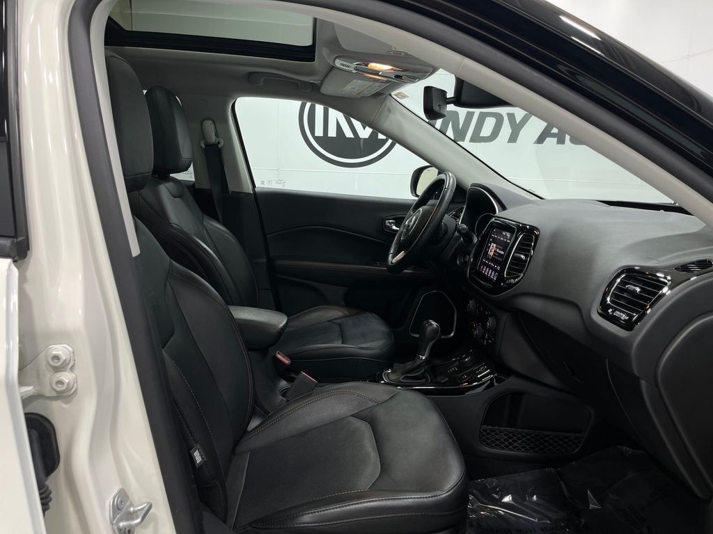 2019 Jeep Compass Image 32