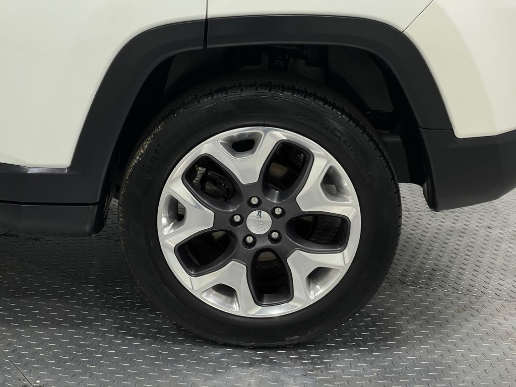 2019 Jeep Compass Image 35