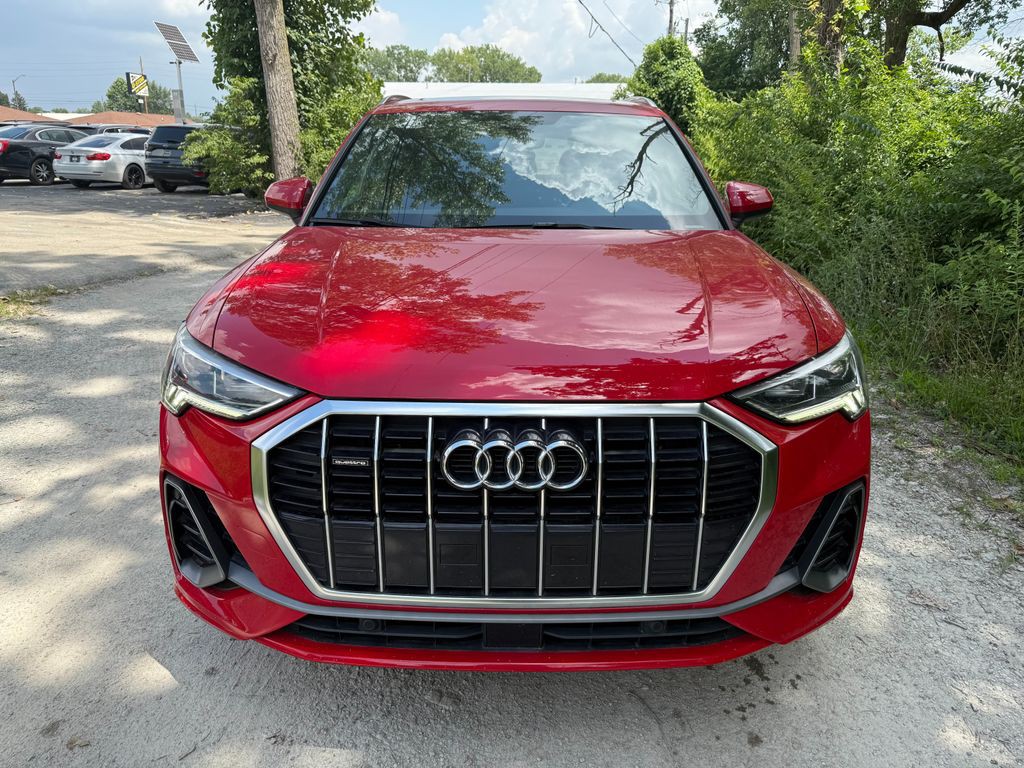 2020 Audi Q3 Image 2