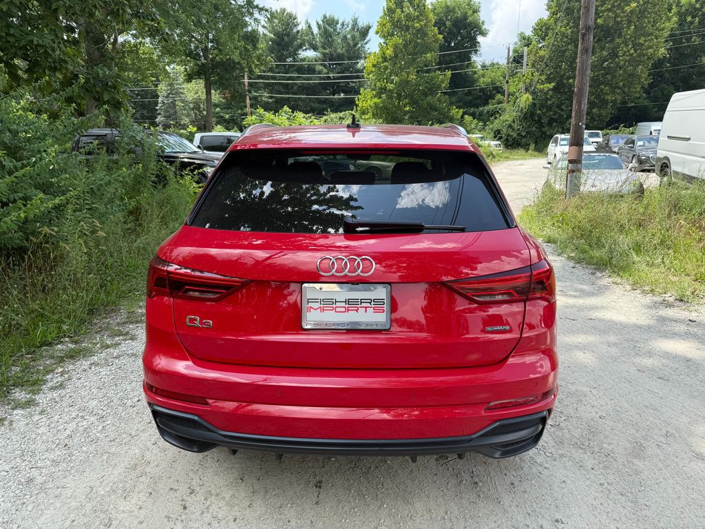 2020 Audi Q3 Image 6
