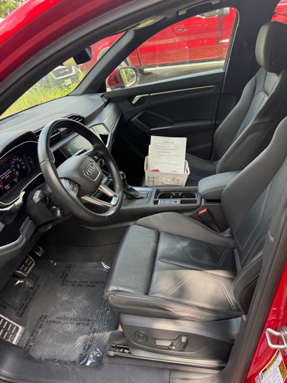 2020 Audi Q3 Image 7
