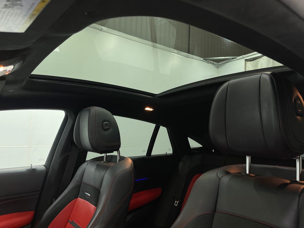 2021 Mercedes-Benz GLE-Class Image 12