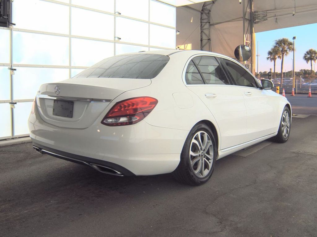 2018 Mercedes-Benz C-Class Image 4