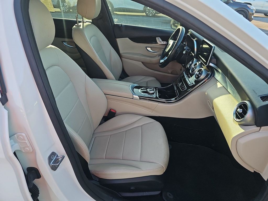 2018 Mercedes-Benz C-Class Image 8