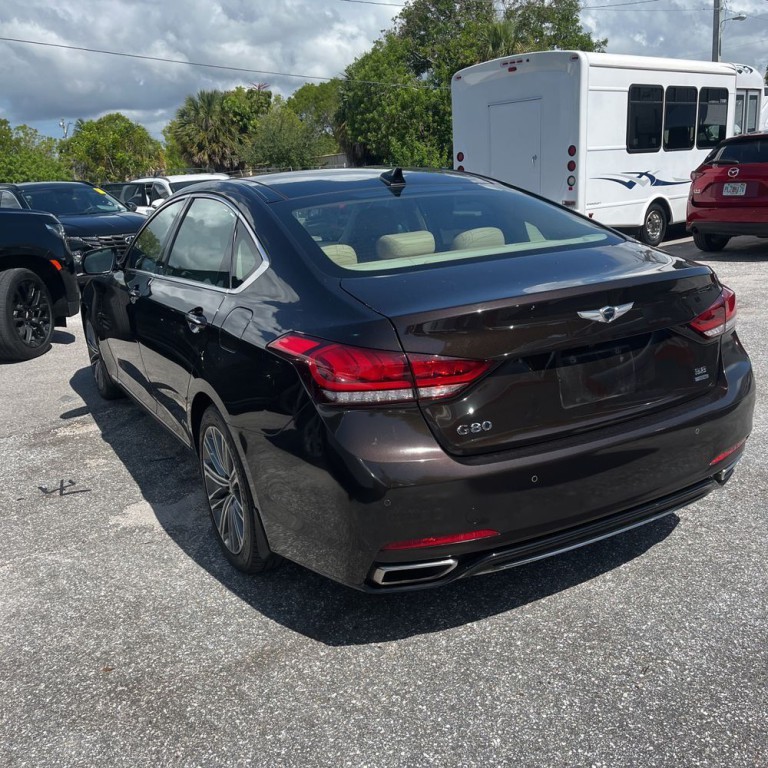 2018 Genesis G80 Image 7