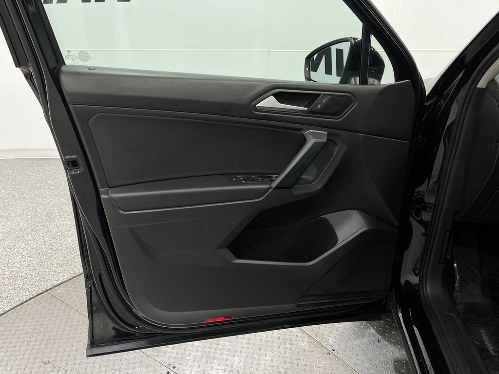 2019 Volkswagen Tiguan Image 14