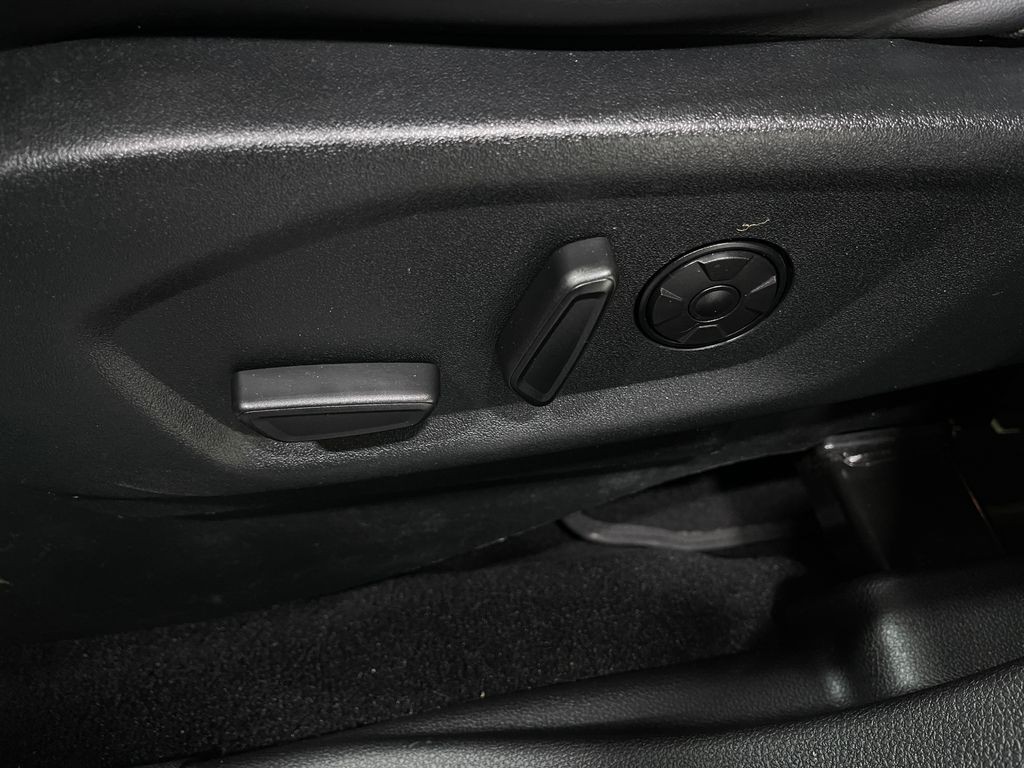 2019 Ford Explorer Image 18