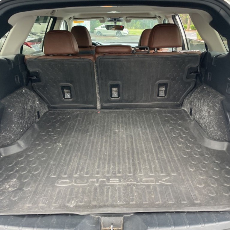 2020 Subaru Outback Image 18