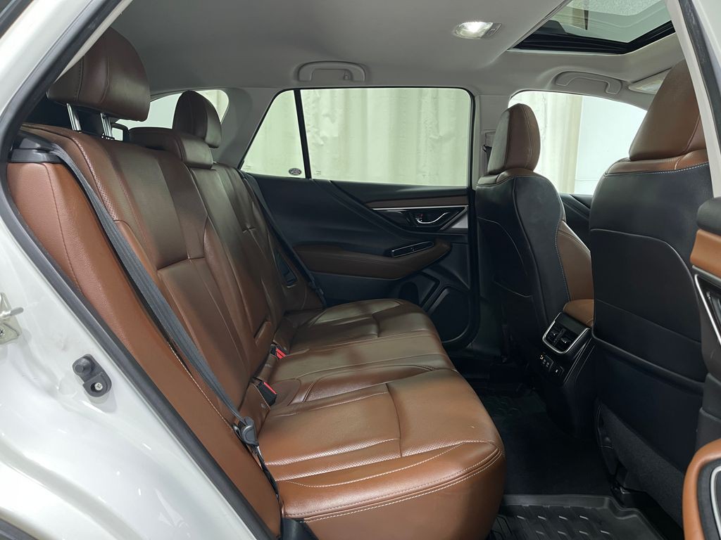 2020 Subaru Outback Image 30