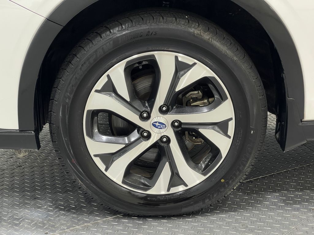 2020 Subaru Outback Image 34