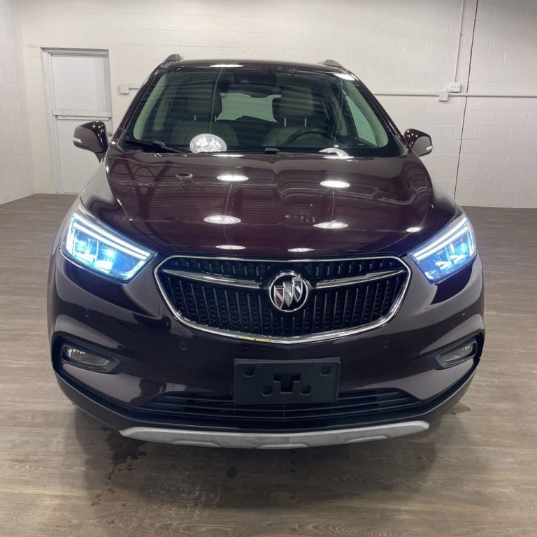 2017 Buick Enclave Image 2