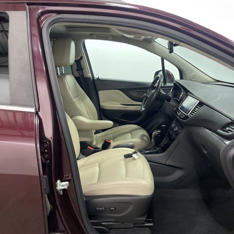 2017 Buick Enclave Image 10
