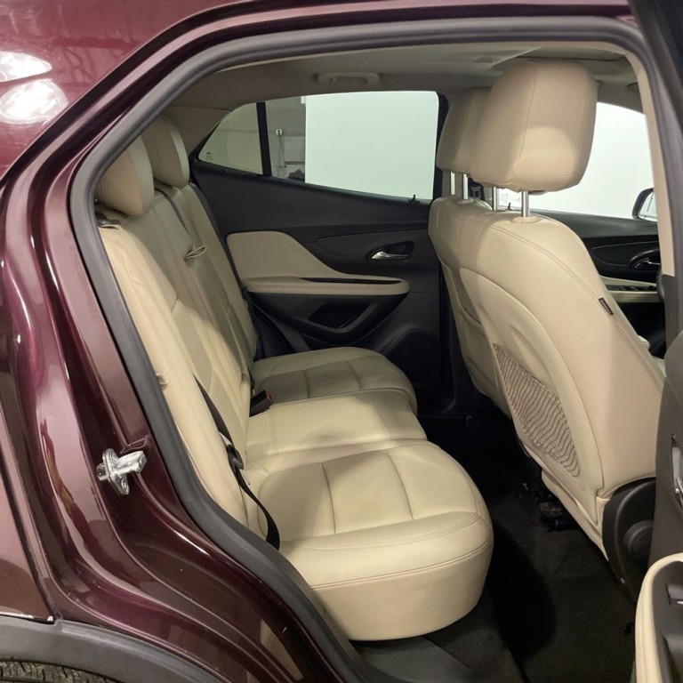 2017 Buick Enclave Image 18