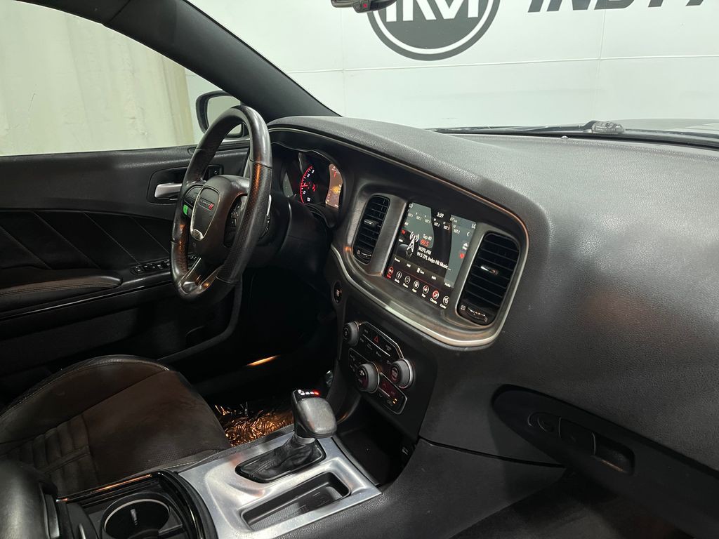 2018 Dodge Charger Image 19