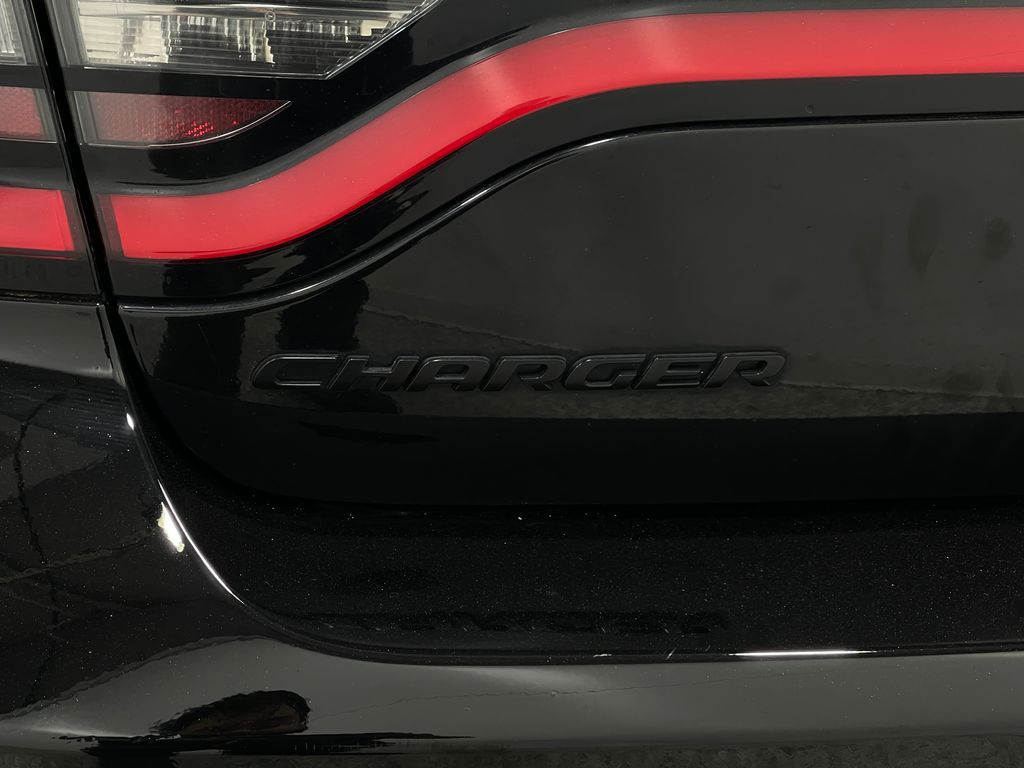 2018 Dodge Charger Image 39