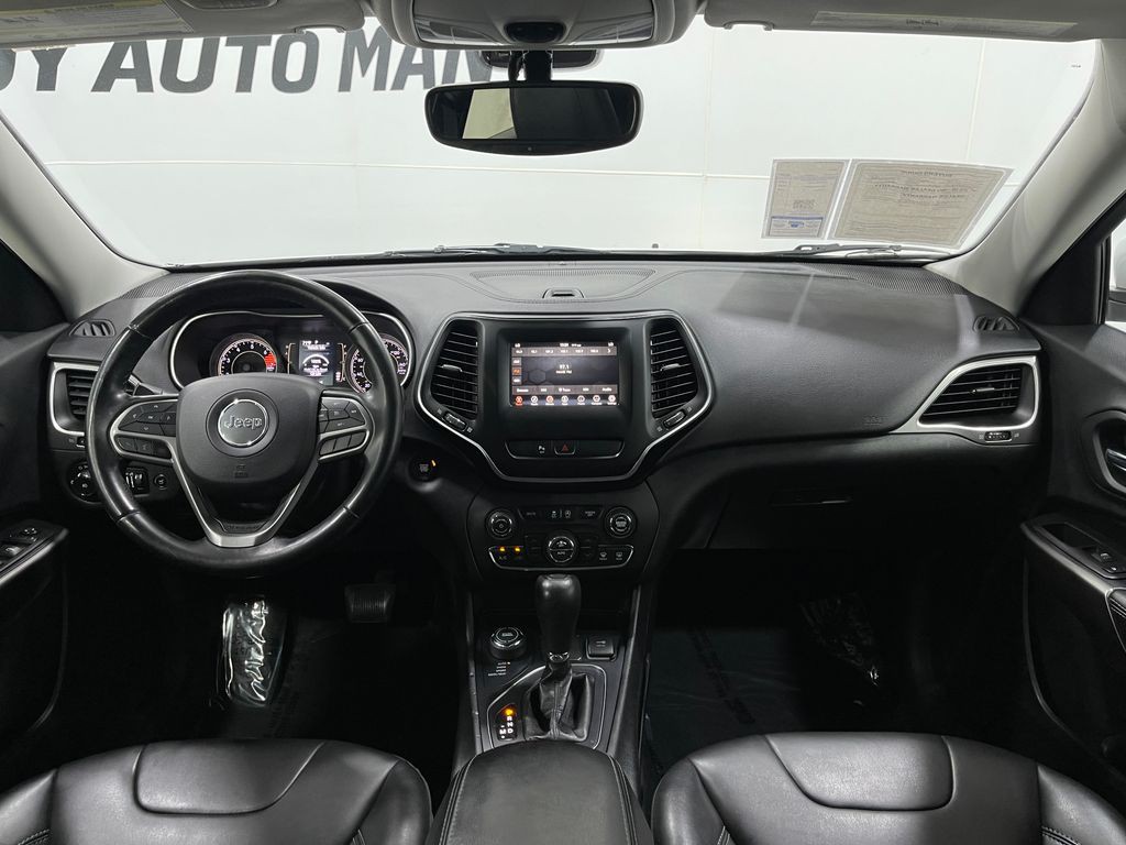 2019 Jeep Cherokee Image 17