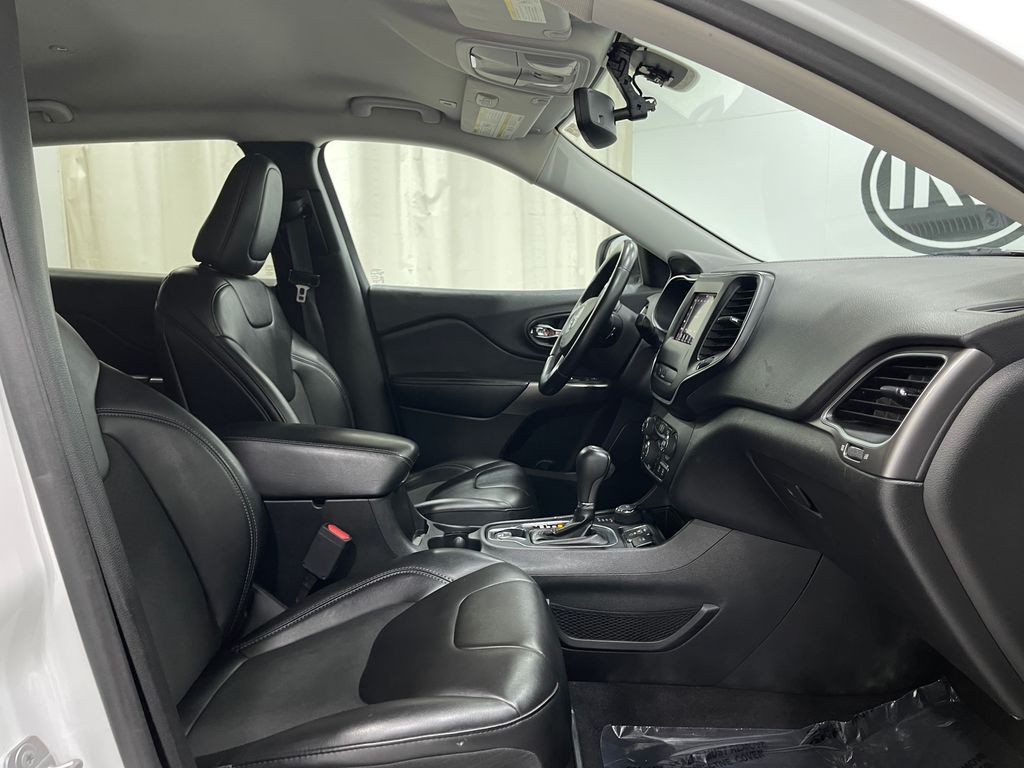2019 Jeep Cherokee Image 31
