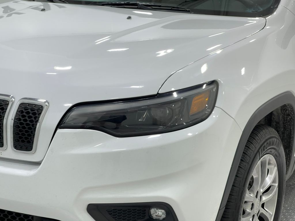 2019 Jeep Cherokee Image 32