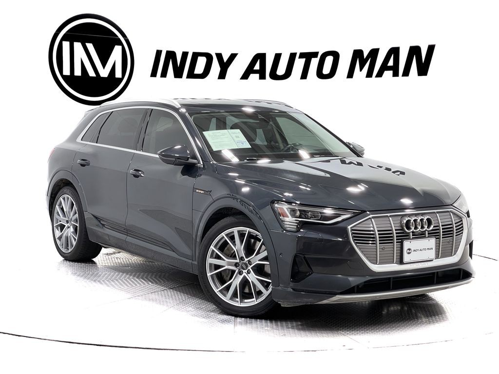 2019 Audi e-tron Image 2