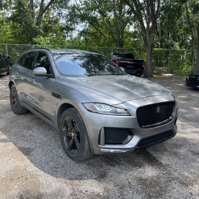 2020 Jaguar F-PACE Image 1