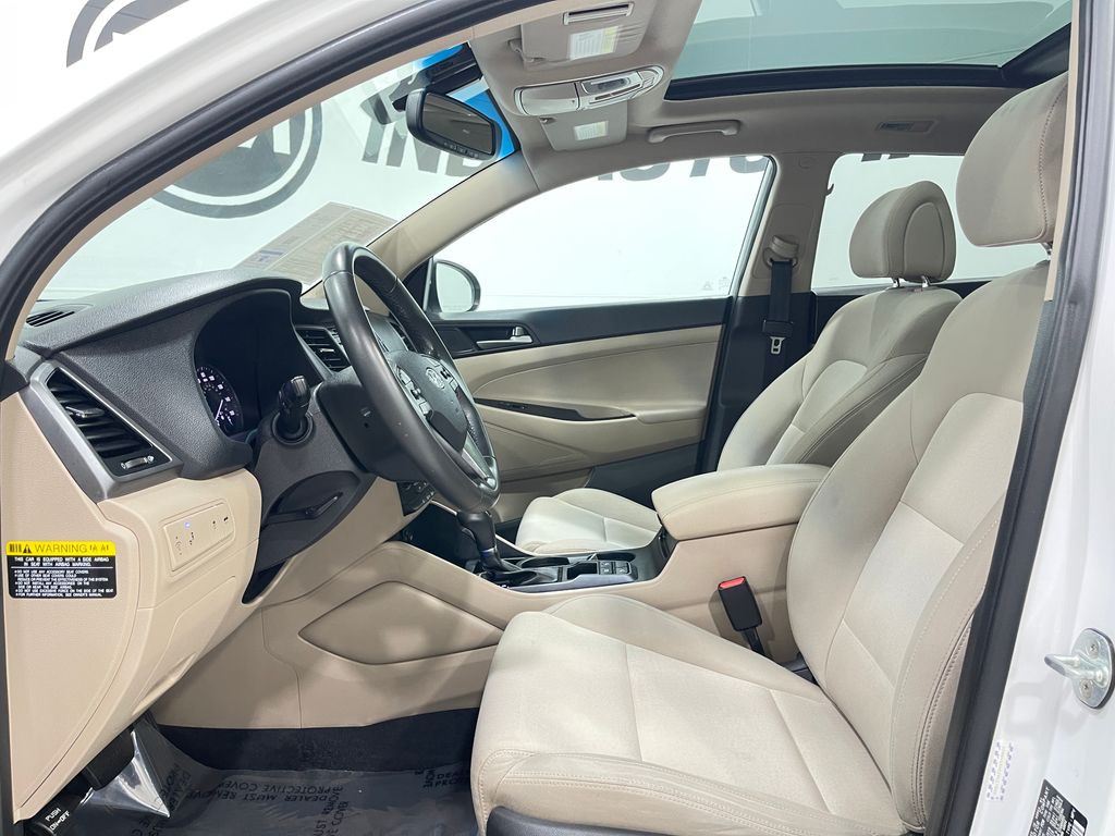 2017 Hyundai Tucson Image 12