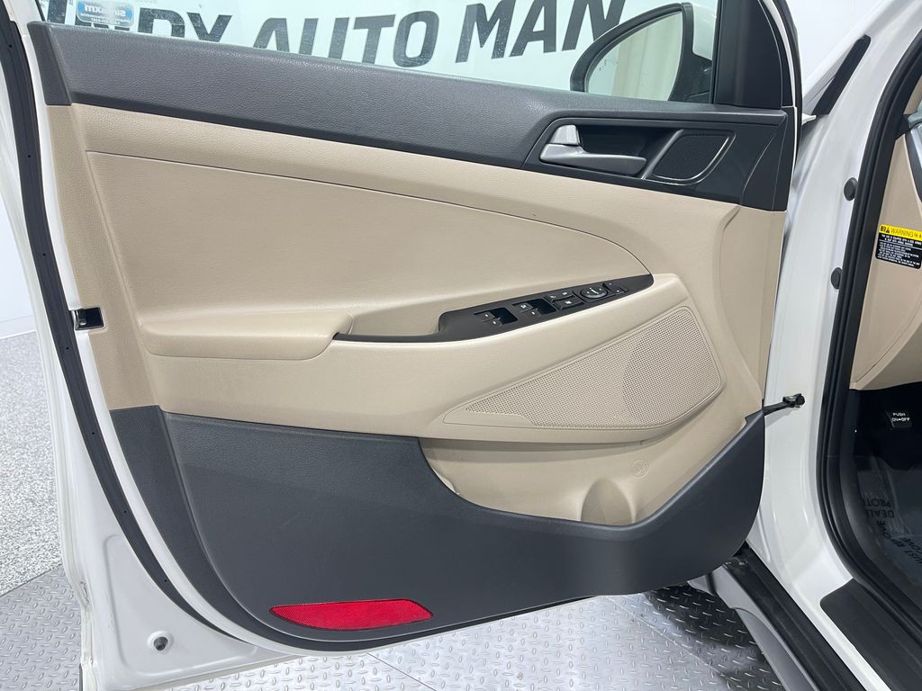 2017 Hyundai Tucson Image 14