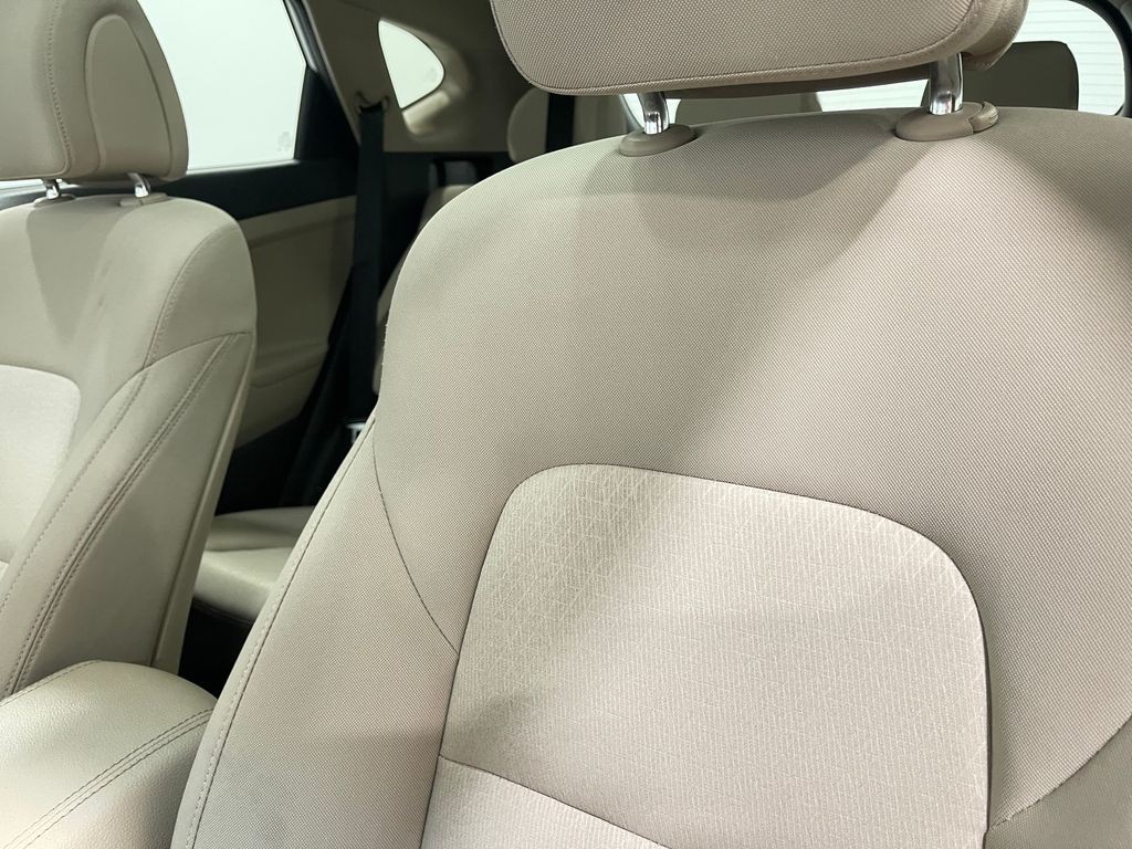 2017 Hyundai Tucson Image 17