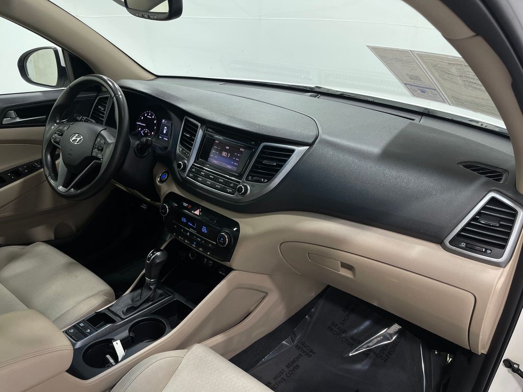 2017 Hyundai Tucson Image 19