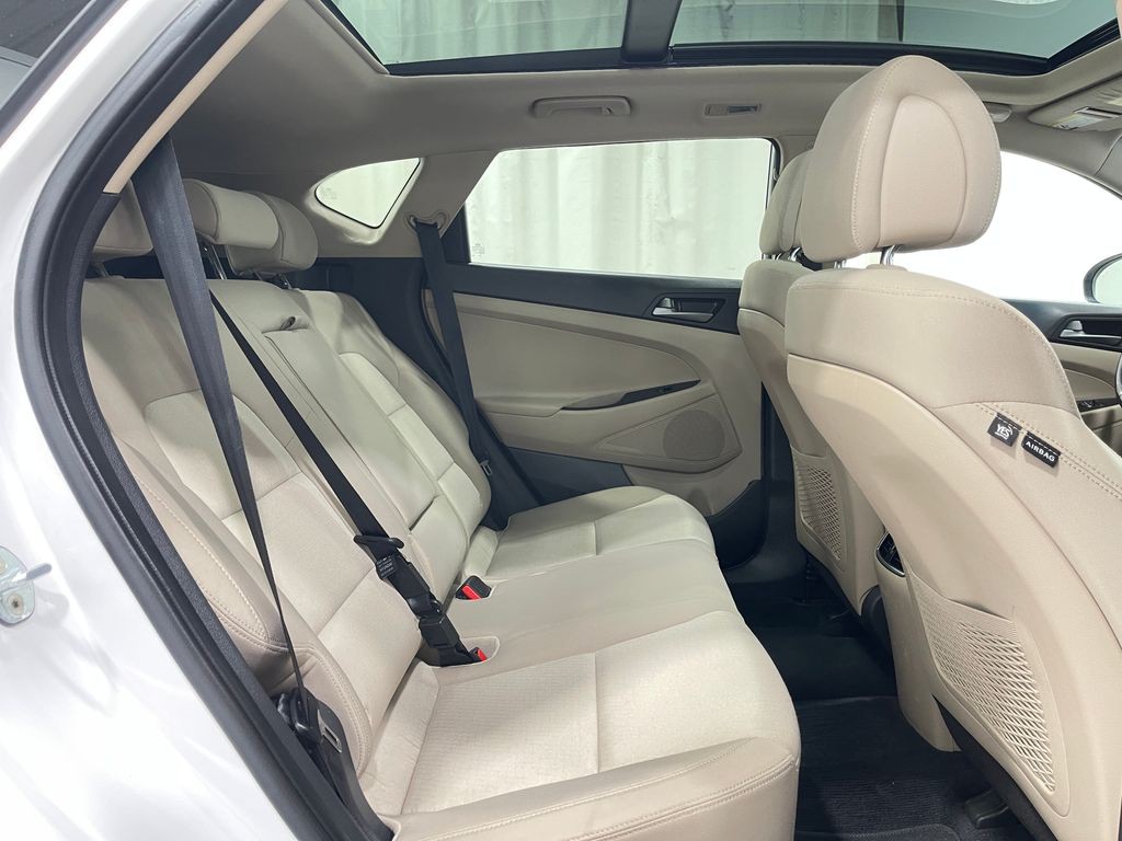 2017 Hyundai Tucson Image 30