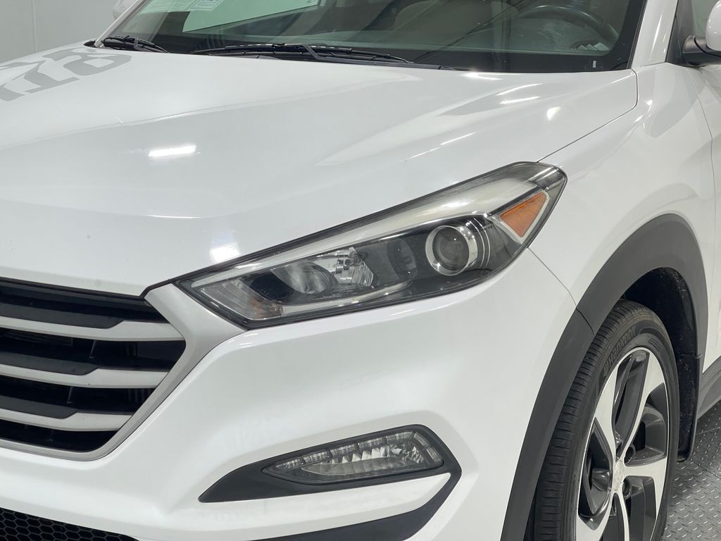 2017 Hyundai Tucson Image 32