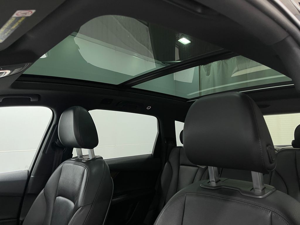 2017 Audi Q7 Image 12