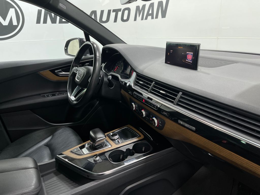 2017 Audi Q7 Image 21