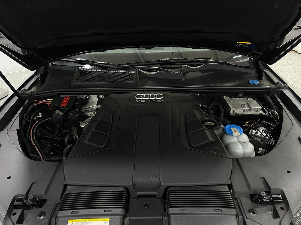 2017 Audi Q7 Image 28