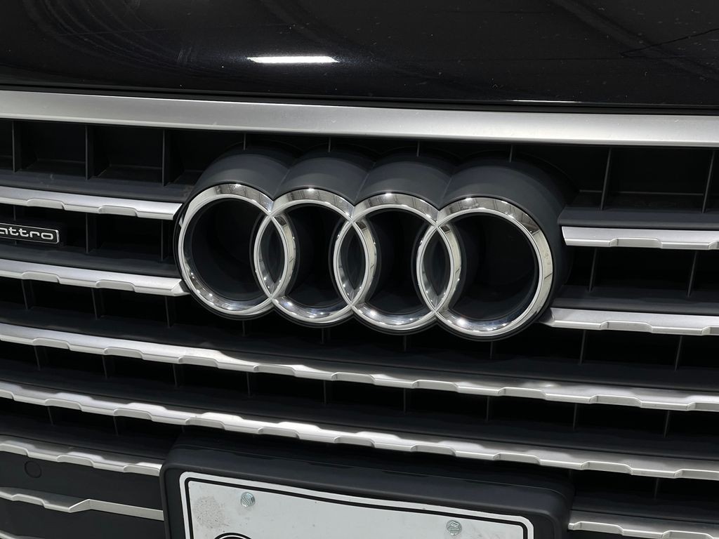2017 Audi Q7 Image 41