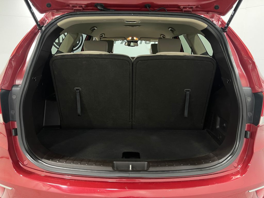 2017 Hyundai Santa Fe Image 23