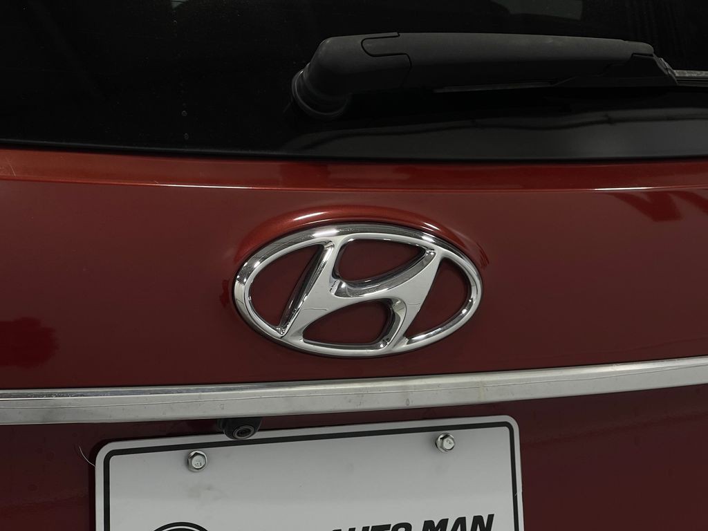 2017 Hyundai Santa Fe Image 36