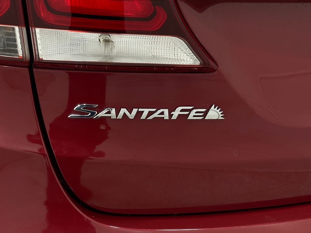 2017 Hyundai Santa Fe Image 37