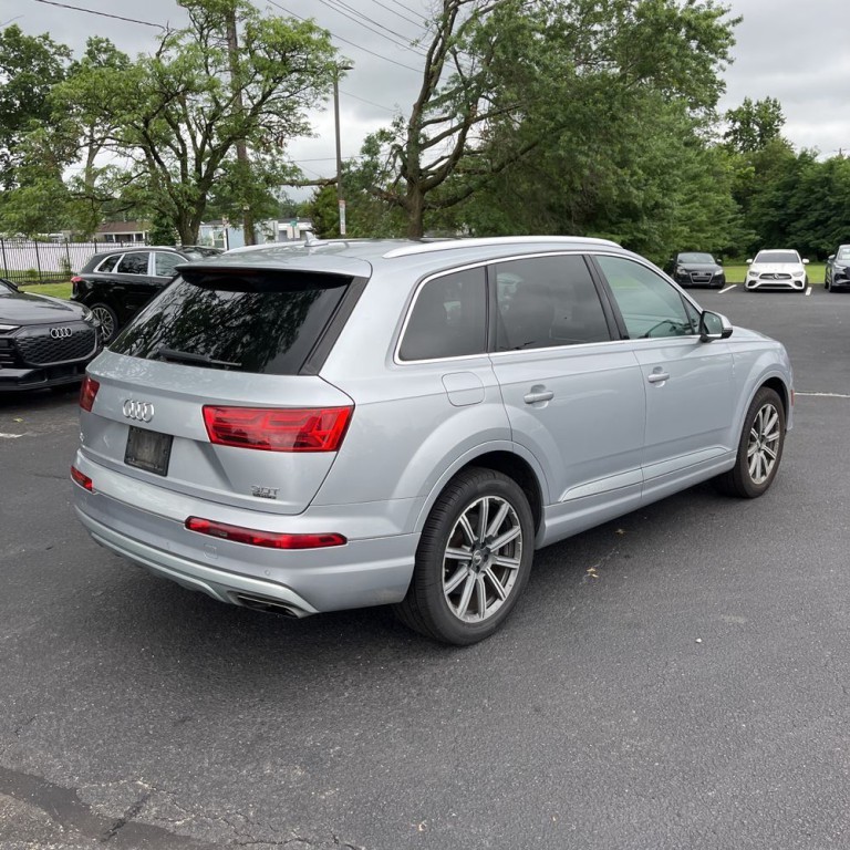 2018 Audi Q7 Image 6