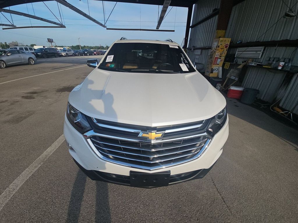 2021 Chevrolet Equinox Image 2