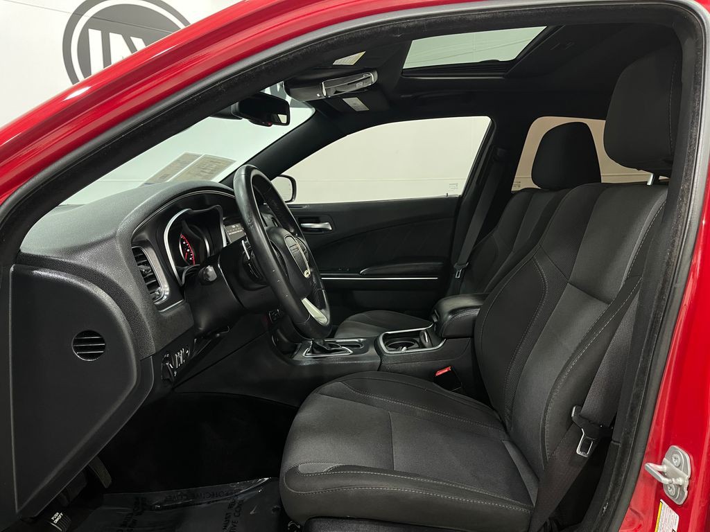 2017 Dodge Charger Image 13
