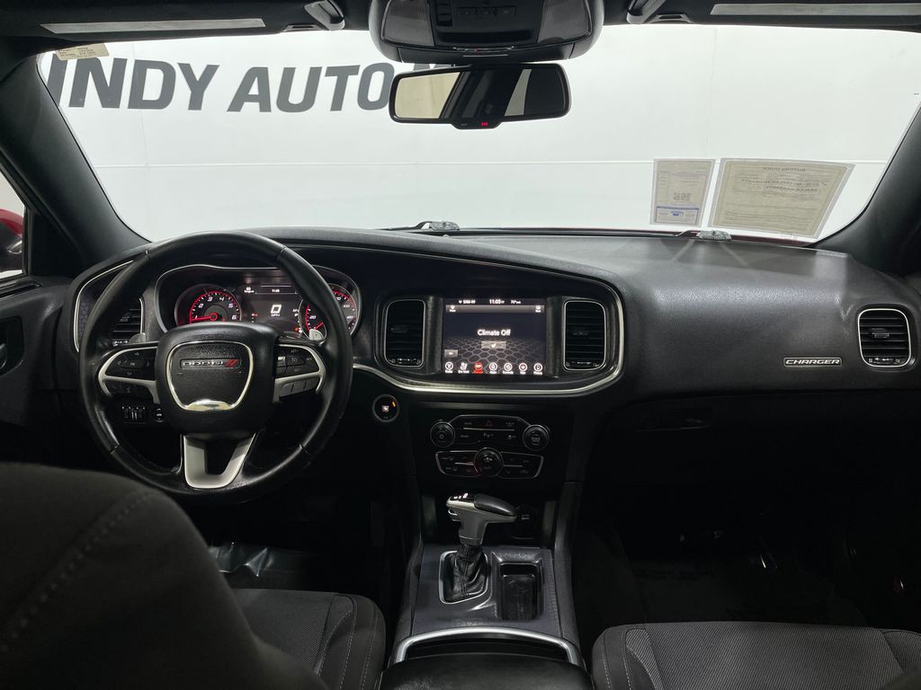2017 Dodge Charger Image 19