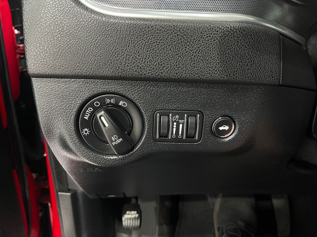 2017 Dodge Charger Image 22