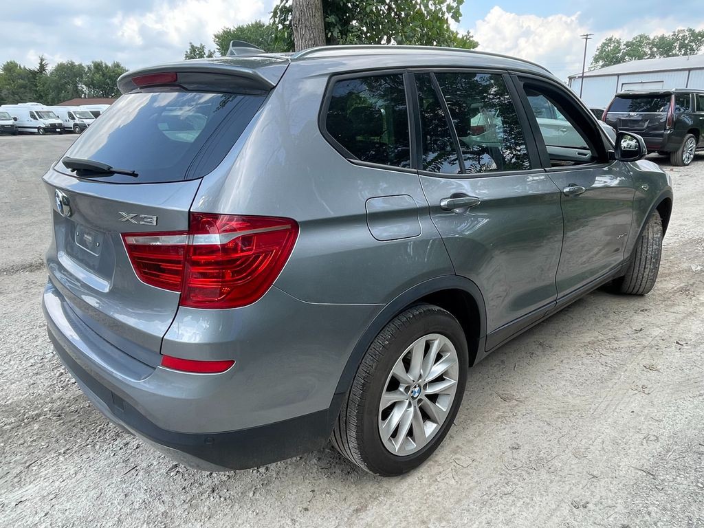 2016 BMW X3 Image 4