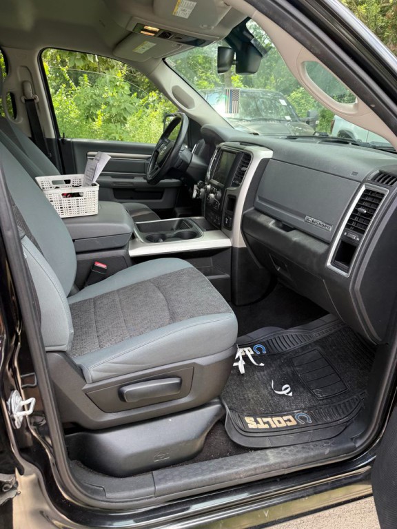 2017 RAM 1500 Image 9
