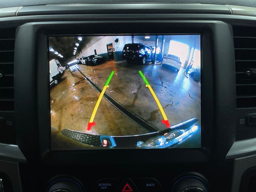 2017 RAM 1500 Image 10