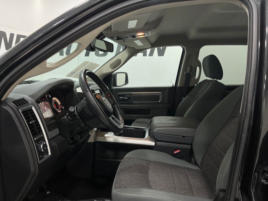 2017 RAM 1500 Image 12