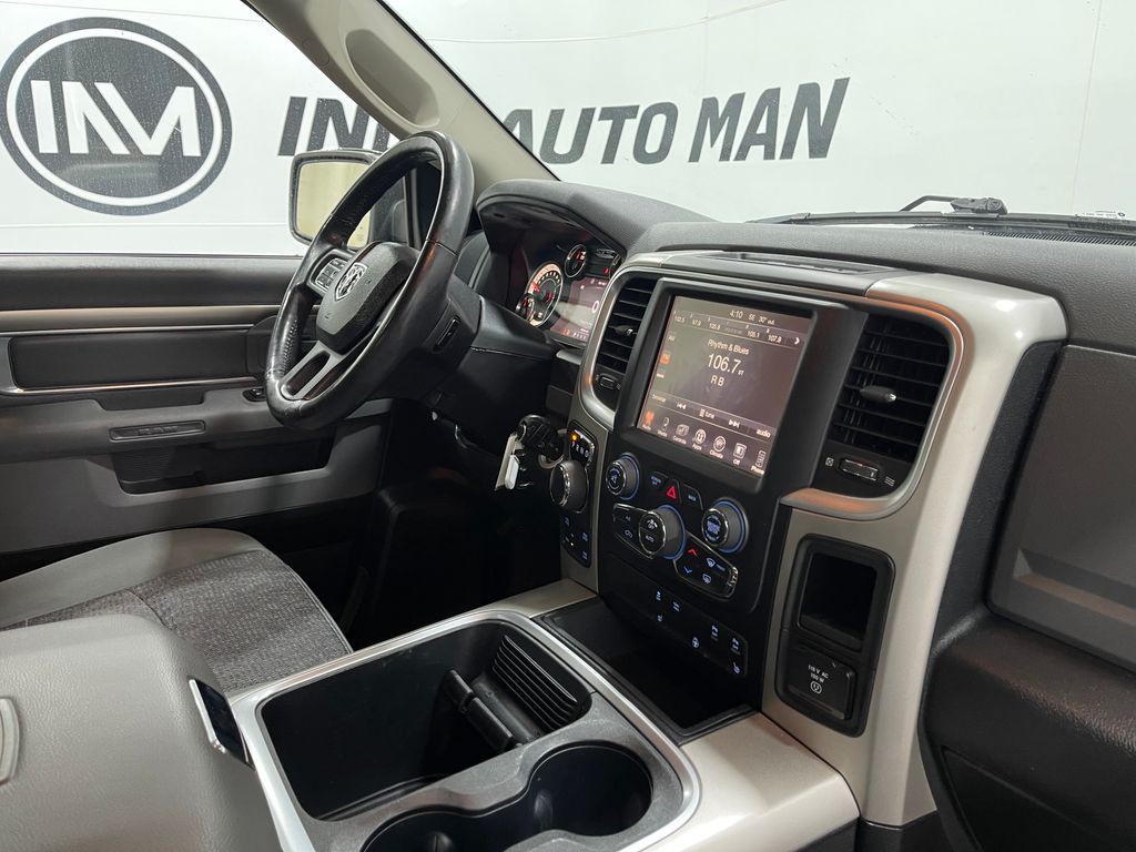 2017 RAM 1500 Image 19